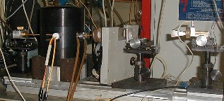 Sub-mm-wavelength generator